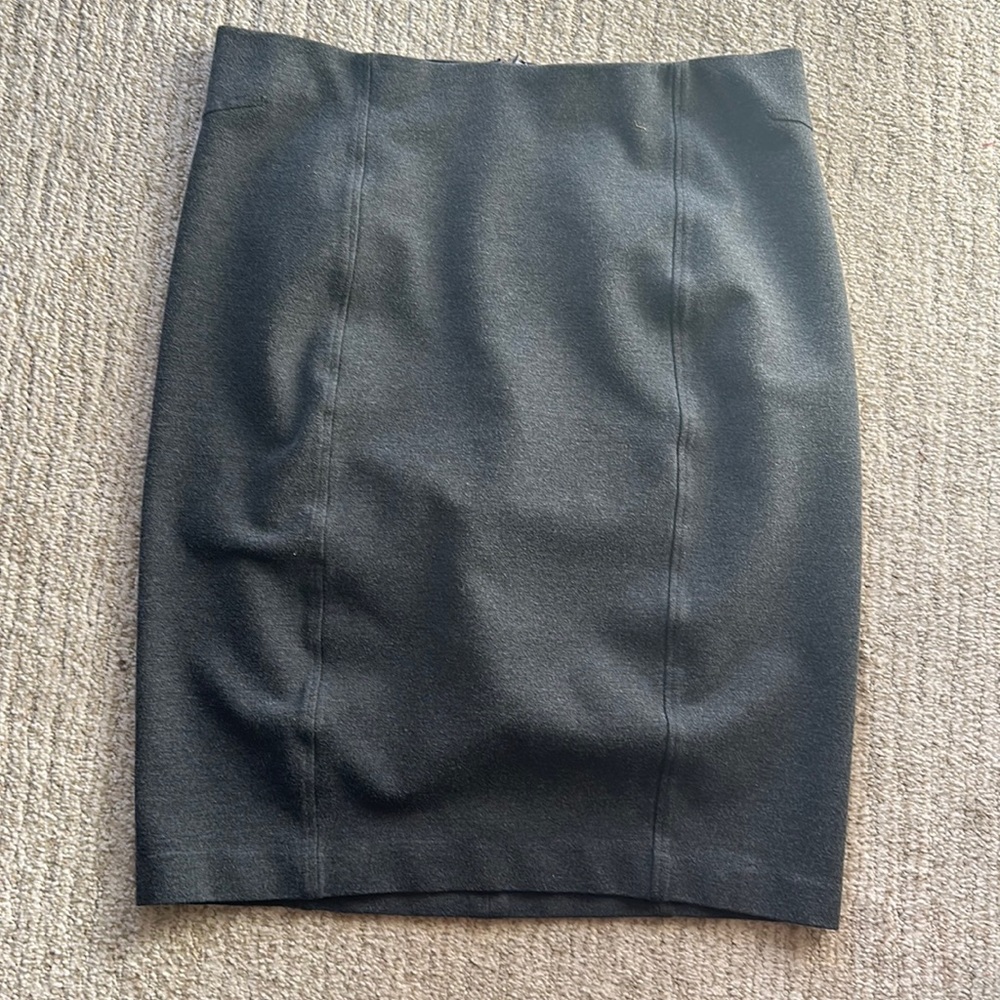 Gray pencil skirt